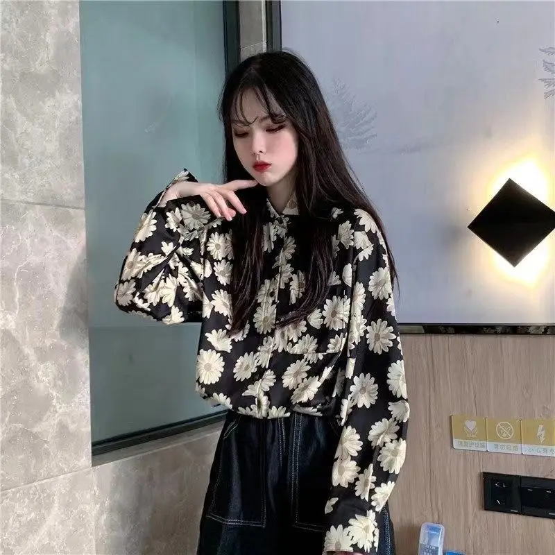 Daisy Print Women\'s 2023 Shirt Spring and Autumn New Korean Cardigan Version Retro Loose Slimming Long Sleeves All-match Blouses