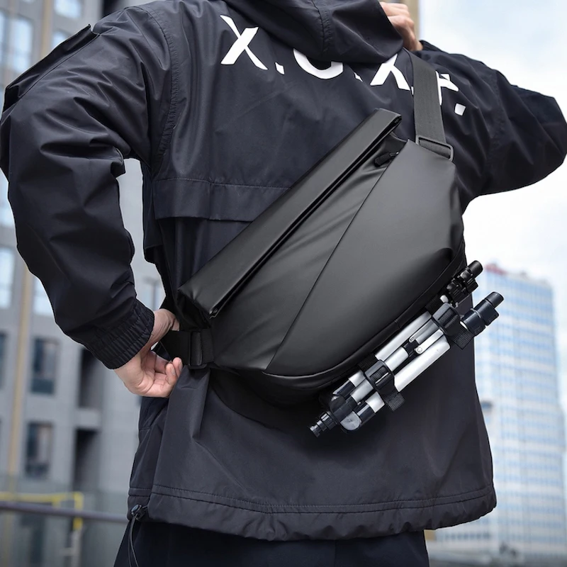 

2025 New Shoulder Crossbody Bags Large Capacity Bottom Straps for Camera Tripod Waterproof for Travel Motorbiking Swim Fashion