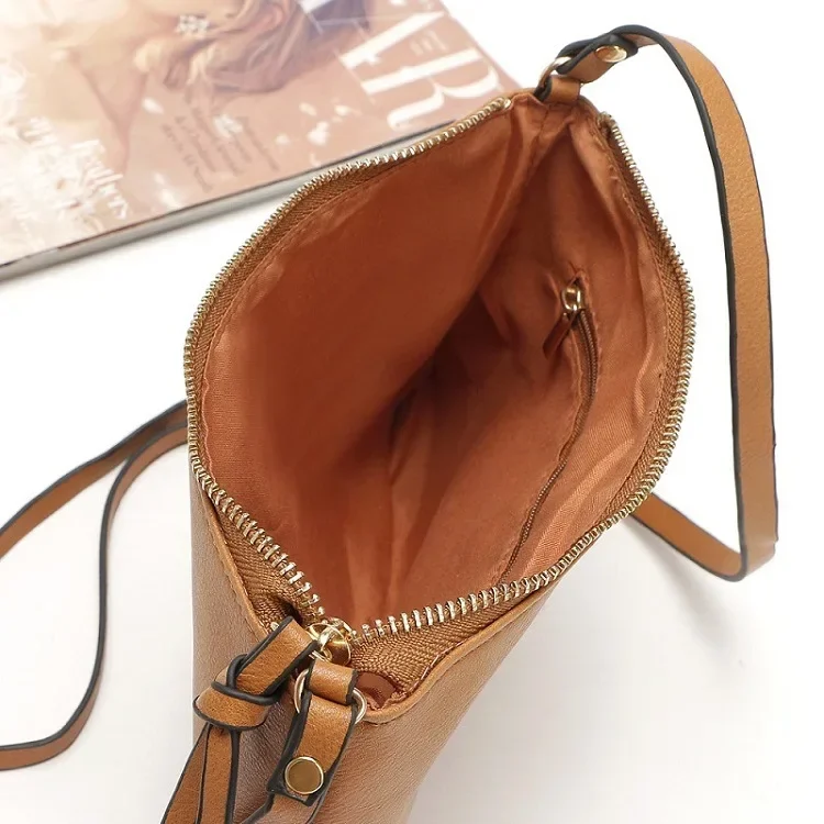 Vintage Slim Thin Women Leather Messenger Bag Envelope Crossbody Bag for Ladies Mini Shoulder Bag Handbag Purses Designer Luxury