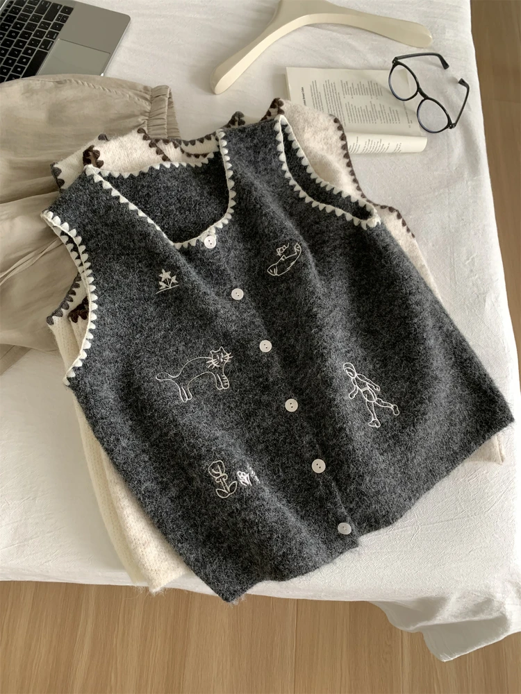 

Корейский шерстяной жилет-кардиган с мультяшной вышивкой и кружевными пуговицами, женский, осенне-зимний, с эффектом омоложения