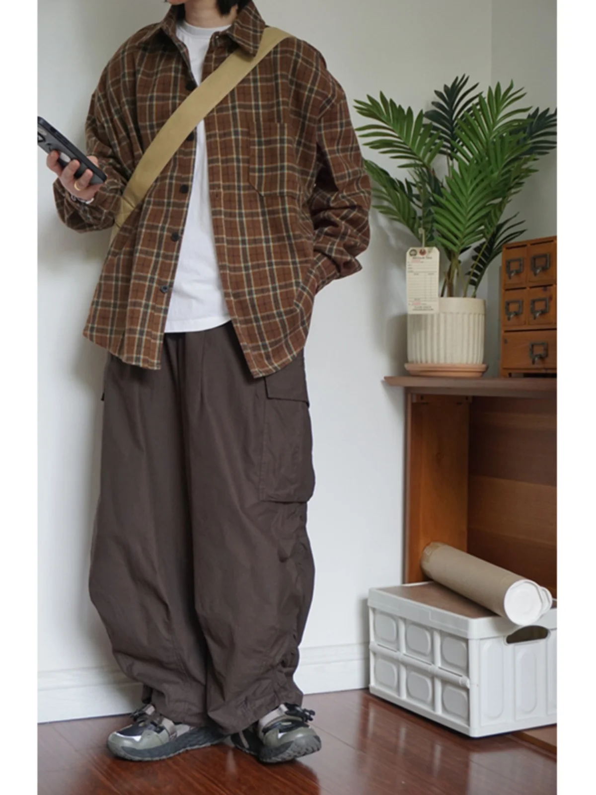 

Ретро-японская утепленная рубашка в клетку с длинным рукавом, повседневная, для весны и осени, верхняя одежда для пар, свободный крой, теплая