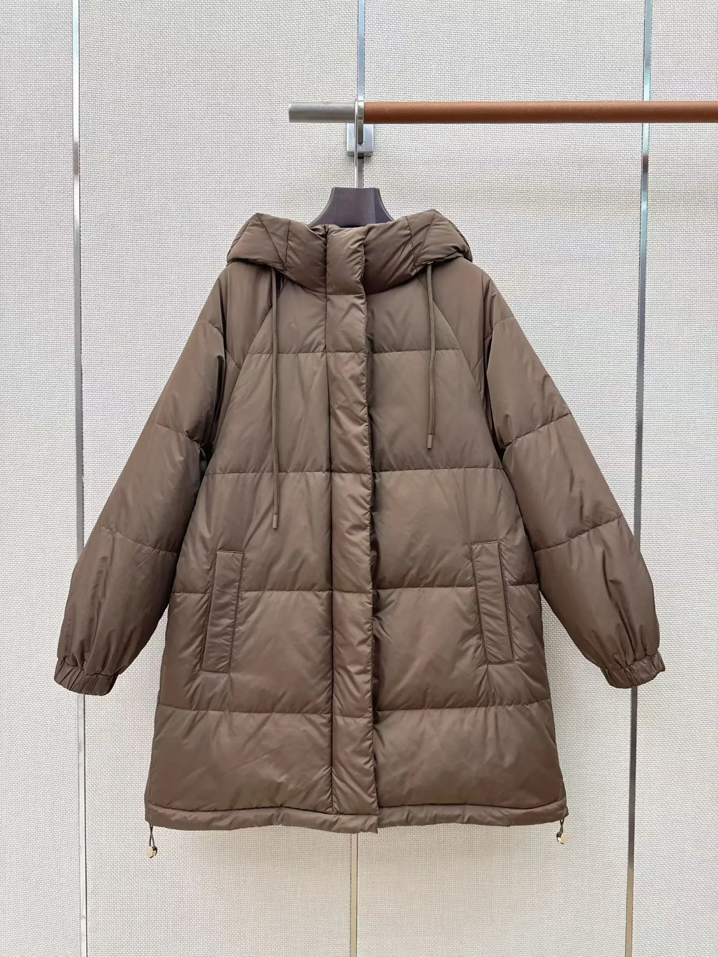 Women Hooded Mid-length Down Jacket 90% Grey Goose Down Arm Patch Autumn Winter