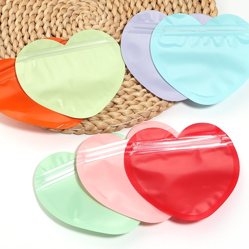 20pcs/lot 10x10cm Cute Heart Shape OPP Self Sealing Bag Jewelry Display Storage Bag Colorful Candy Cookie Gift Packaging Bag