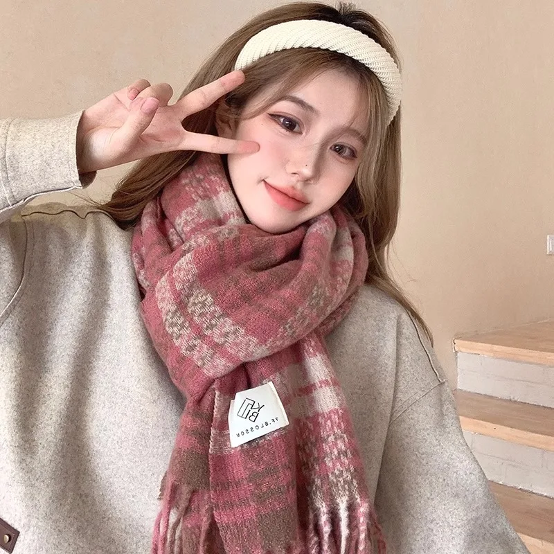 Vintage Warm Winter Cashmere Scarf Mohair Soft Long Tassel Scarves Thickened Plaid Thickened Shawl Wrap Women 2024 NEW Scarf