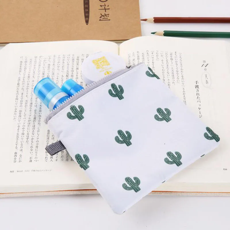 Women Portable Sanitary Napkin Tampon Storage Bag Cosmetic Bag Travel Coin Money Card Key Headphone Data Cable Storage Bag 13CM