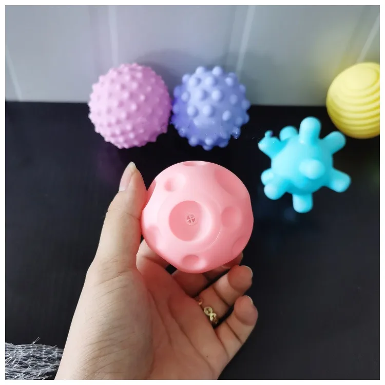 Baby Bath Toy Textured Multi Massage Ball Soft Hands Touch Balls Set Infant Tactile Senses Development Toys BabiesTraining Game