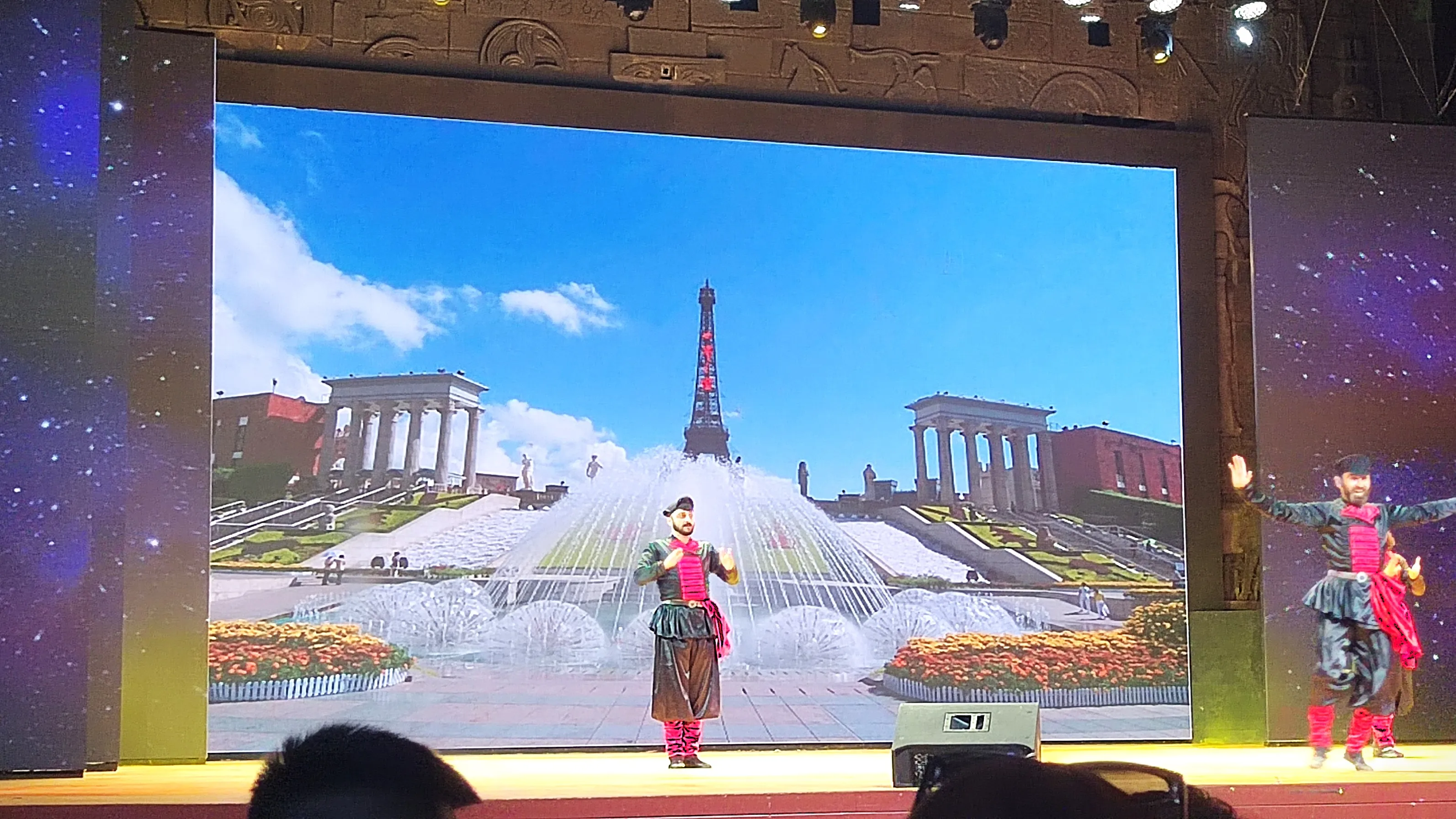 Customizable Factory 11.5*6.6ft Indoor P2.5 LED Video Wall Full Color Rental LED Display with GOB Protect High Quality LED Scree