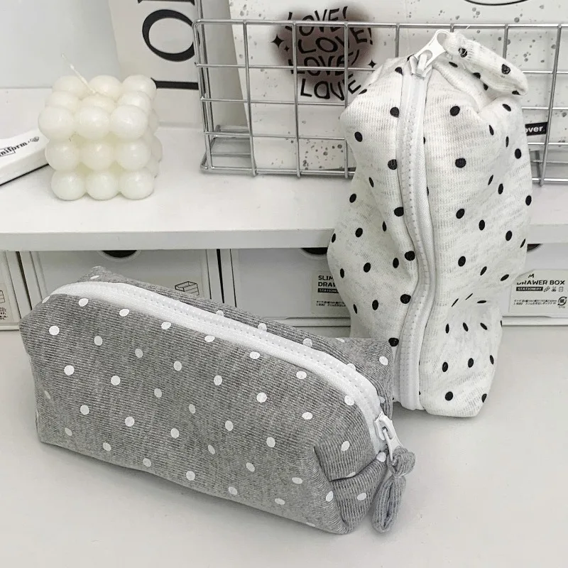 Portable Fabric Pencil Bag for Students Ins Korean Style Dot Pencil Case Large Capacity Fashion Stationery Organizer Makeup Bag