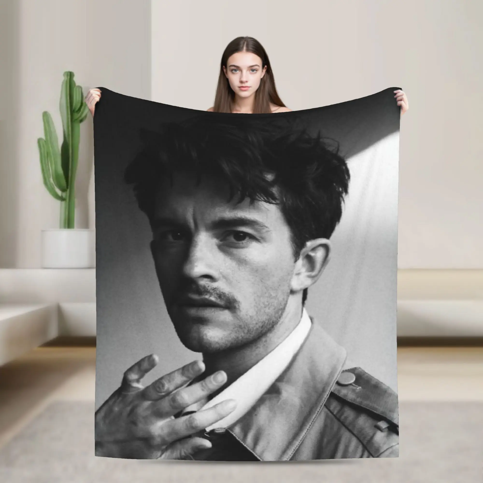 Jonathan Bailey Retro Plush Blanket Boy Girl  Flannel Throw Blanket For Living Room Warm Design Quality Bedspread Birthday Gift