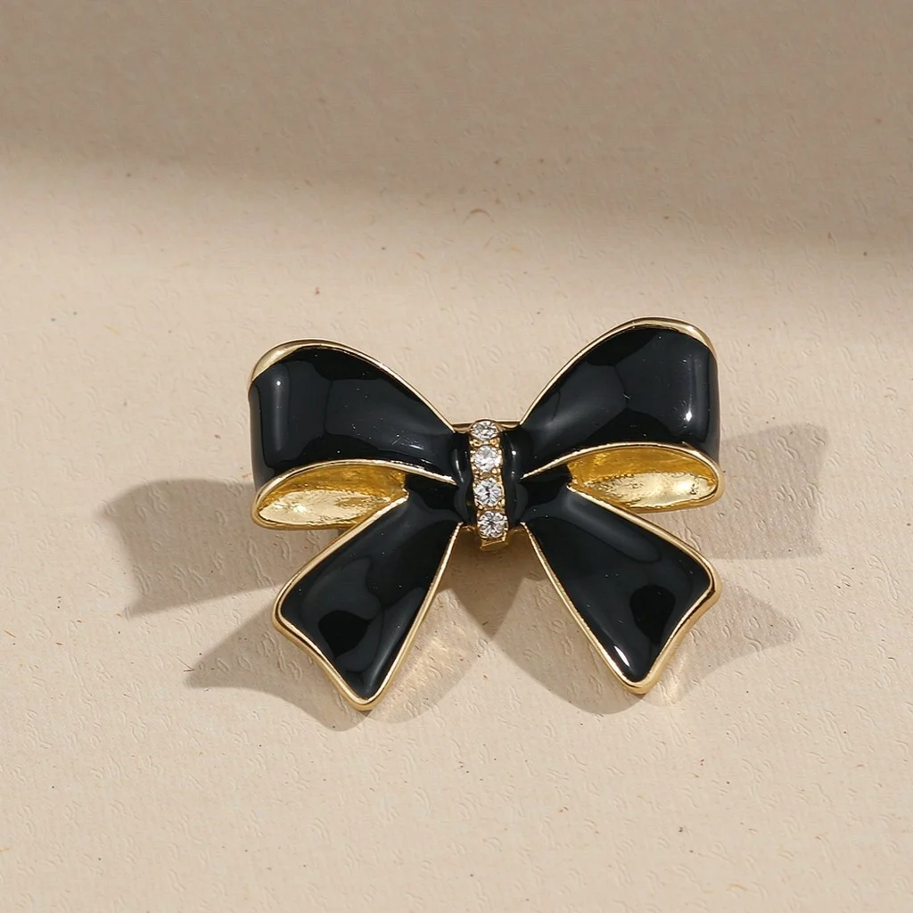 New Bow Tie Accessory, Collar Decoration, Anti-Exposure Brooch, Clothing Pin, Exquisite Brooch, DIY Metal Lapel Pin, Suit Lapel Pin, High Aesthetic Value, Clothing Embellishment, Badge Brooch, Silk Clip, Metal Buckle, Ins Shoe Metal Badge, Collar Pin, Anti-Exposure Accessory, Pin