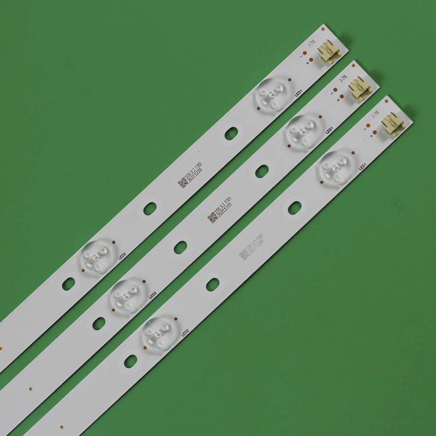 New 3PCS LED backlight strip for TOSHIBA 32" 32P1300 32P1400 32P1400VT 32P1400VE 32P1400D 32P2400VT SVT320AF5_P1300_REV03_130402