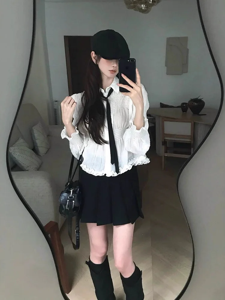 

Черный плиссированный комплект из трех предметов: рубашка, юбка с подолом и бантом, в стиле Dongda Gate Light Maturity, женская повседневная спортивная одежда