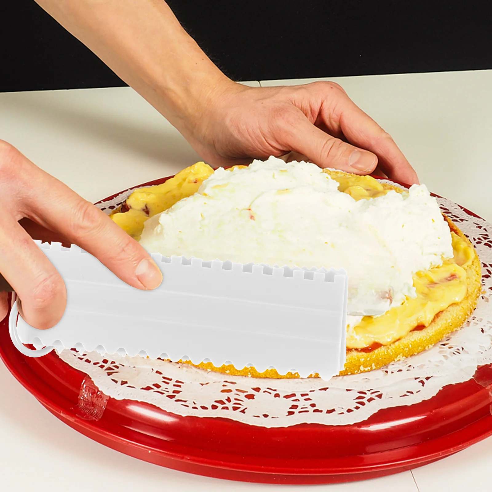 

4Pcs Silicone Cream Scrapers Cake Scraping Plates Convenient Heat Resistant Cake Spatulas Practical Baking Tools