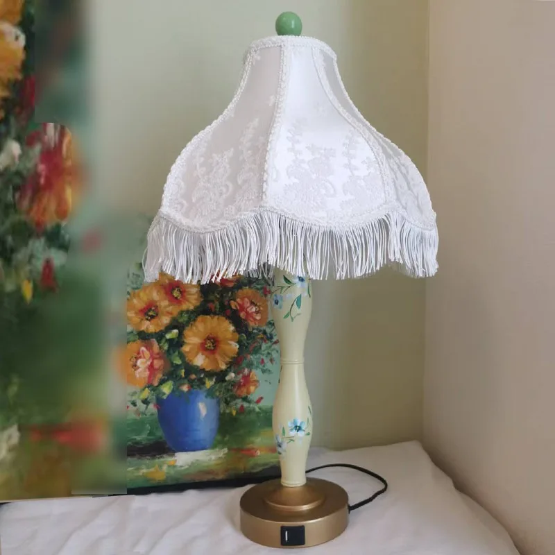 french-pastoral-fabric-fringed-table-lamp-multi-functional-rechargeable-living-room-furniture-retro-bedroom-bedside-decorative-l