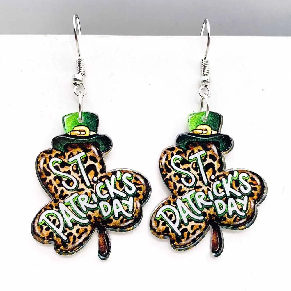 Anting-anting hari St. Patrick baru anting-anting macan tutul topi jerami keberuntungan semanggi anting-anting akrilik hari St. Patrick Hadiah Dekorasi