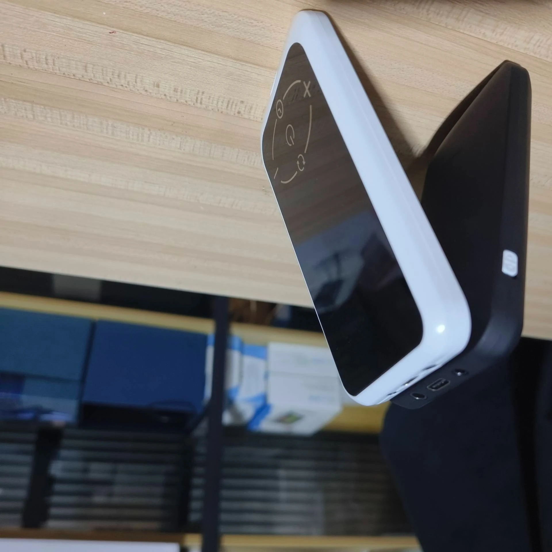 

Rechargeable Sleep Optimizer BOOZING IN02 w/ Tinnitus Calming Cranial Stimulation