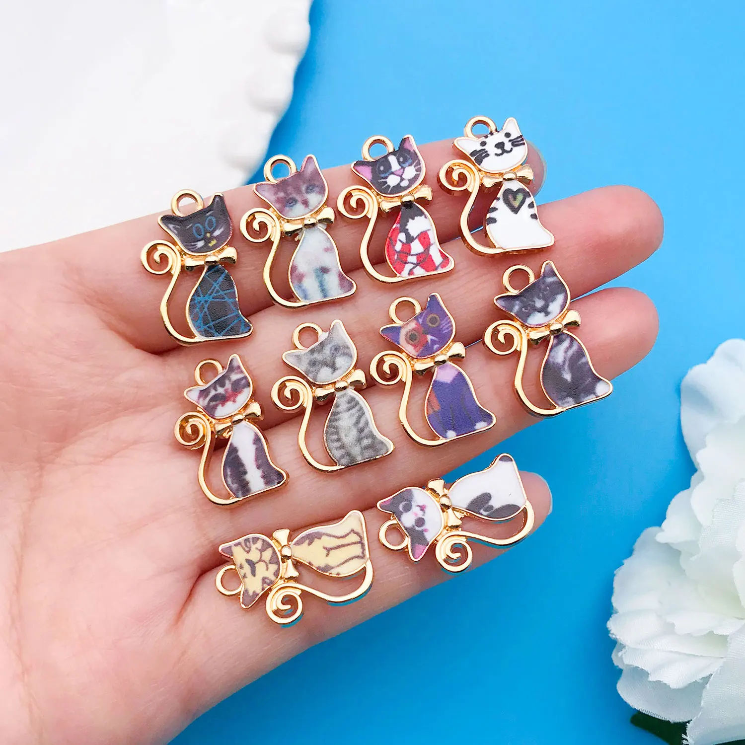 10pcs 21x13mm Drip Oil Bright Golden Printed Kitten Pendants,DIY Keychain Necklace Charms Jewelry Making Accessories,Trendy Gift