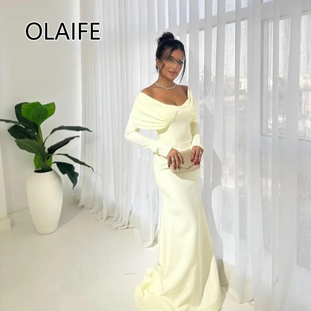 

Boat Collar Satin Pleated Formal Evening Dres with Long Sleeve Sheath Floor-Length Backelss Train Evening Saudi Gown Customized