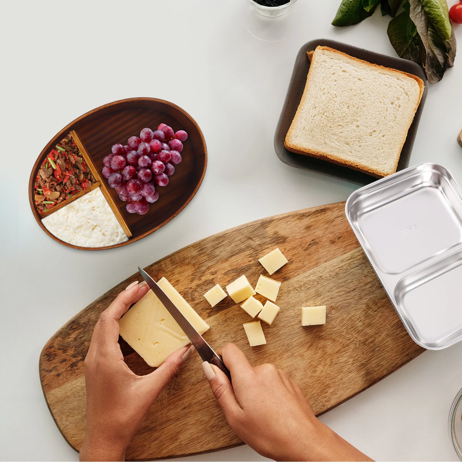 

Wooden Lunch 3-Compartment Bento Design Sushi Food Storage Container Portable Camping Picnic Outdoor Insulated Wood Food Box