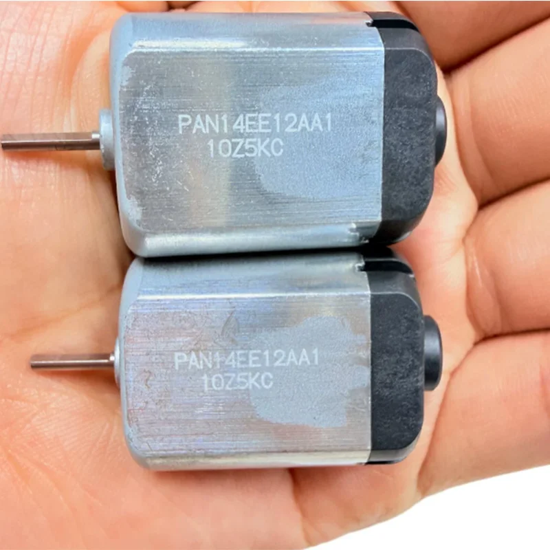 1pcs PAN14EE12AA1 Electric Door Lock Motor 12VDC for Toyota PREVIA ALPHARD Car Automatic Door Lock Motor