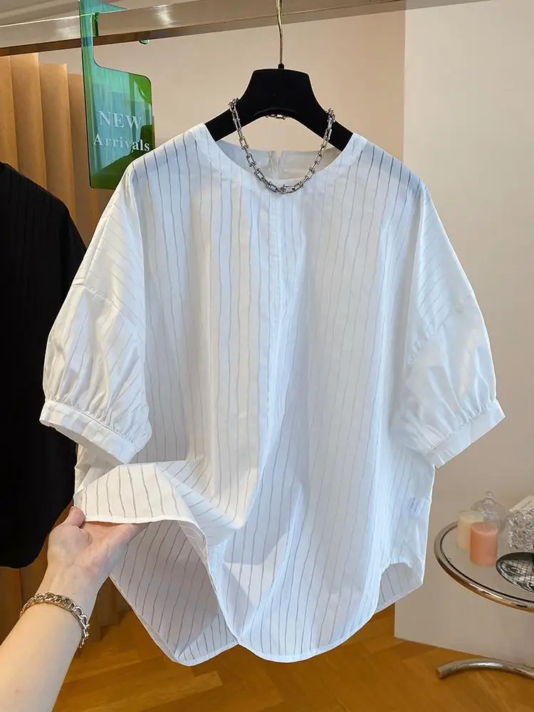 

SuperAen Korean Striped Shirt Women's Short Sleeved 2024 Summer New Loose White Bubble Sleeved Shirt