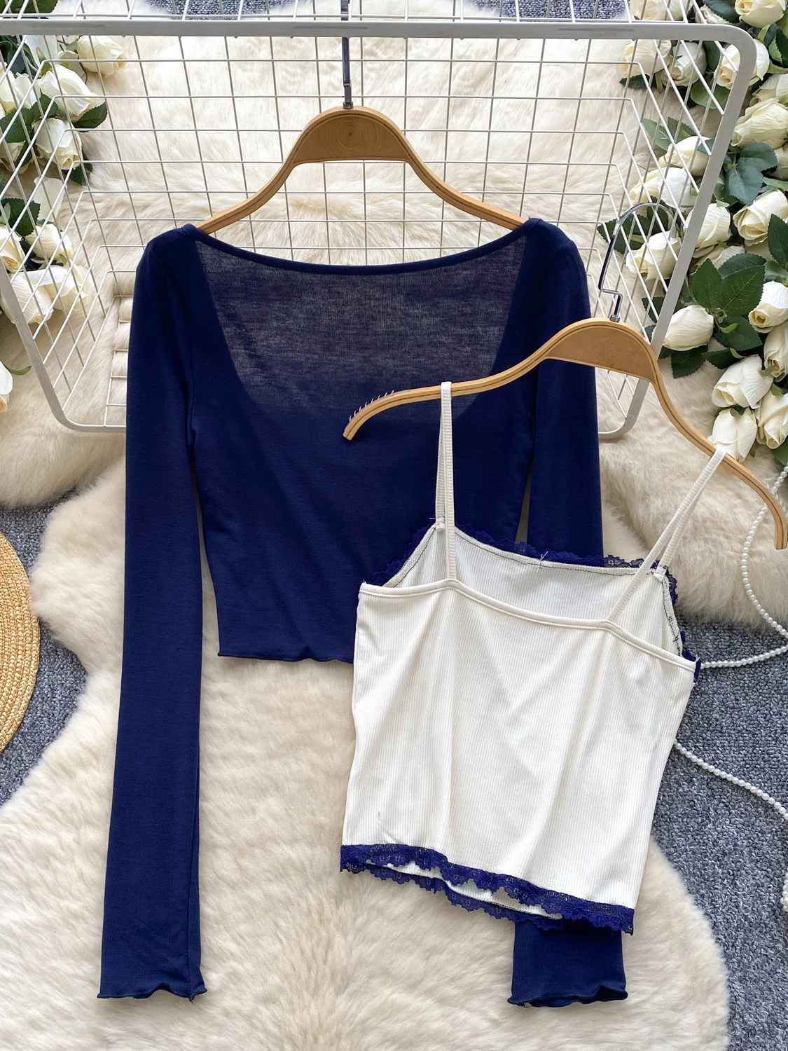 Pure Desire Vrouwen Herfst Faion Gelaagde Tweedelige Set Sexy Kant Splice Tank Top Buitenste Dunne Lange Sve cover Up