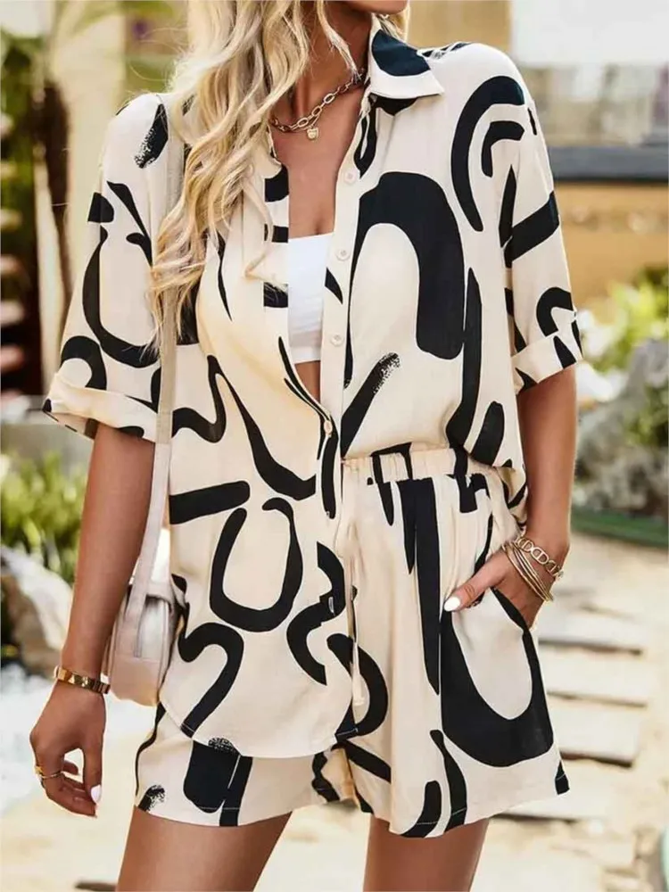 

2025 Повседневная рубашка с коротким рукавом и шорты, комплект офисных женщин, летние топы с геометрическим принтом, брюки на шнуровке, комплект из двух предметов, женская одежда 2025