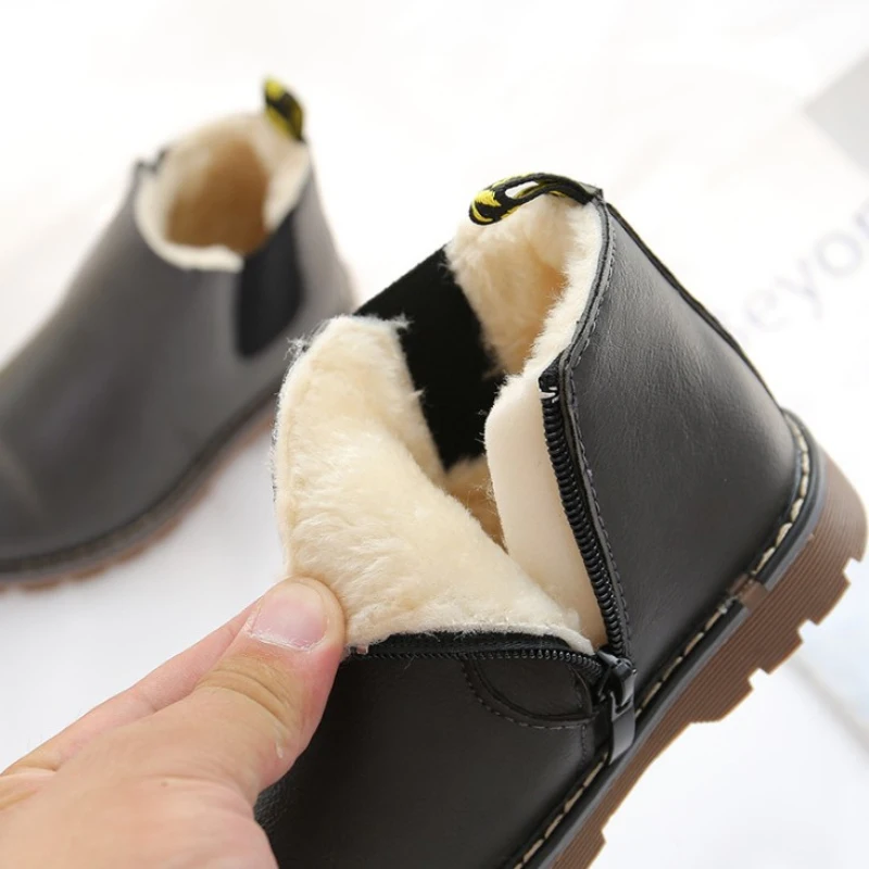 Dziecięce modne buty dla dzieci wiosenne nastoletnie dziewczęce Chelsea Boot z zamkiem błyskawicznym duże chłopięce buty śniegowe PU skórzane