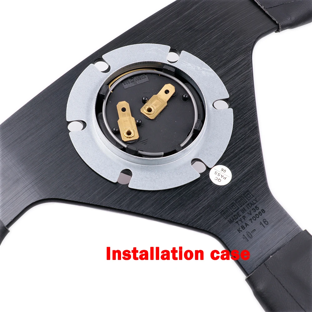 70mm PCD ホーンボタンリテーナーリング MOMO NRG OMP SPARCO TAKATA