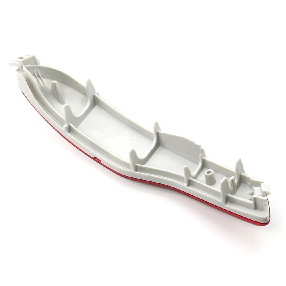 Sleek Red Design Right Side Rear Bumper Light Reflector Fits All For JEEP Cherokees from the Year Two Thousand Fourteen