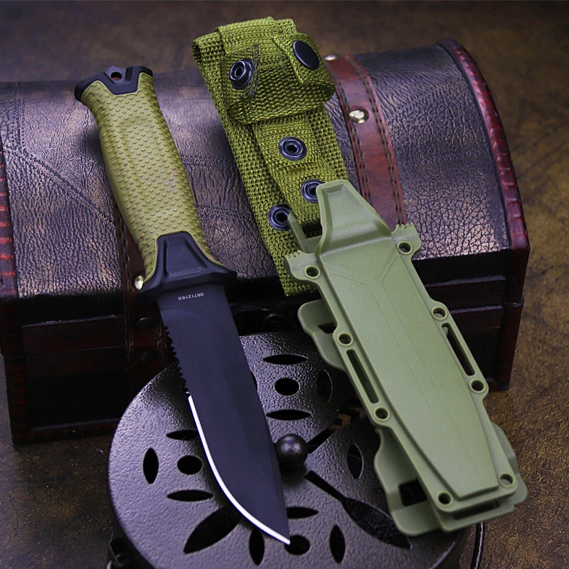 Green ABS outdoor Half-tooth Tactical Knife 440C North American Safari Hunting Knife outdoor rescue straight knife + scabba