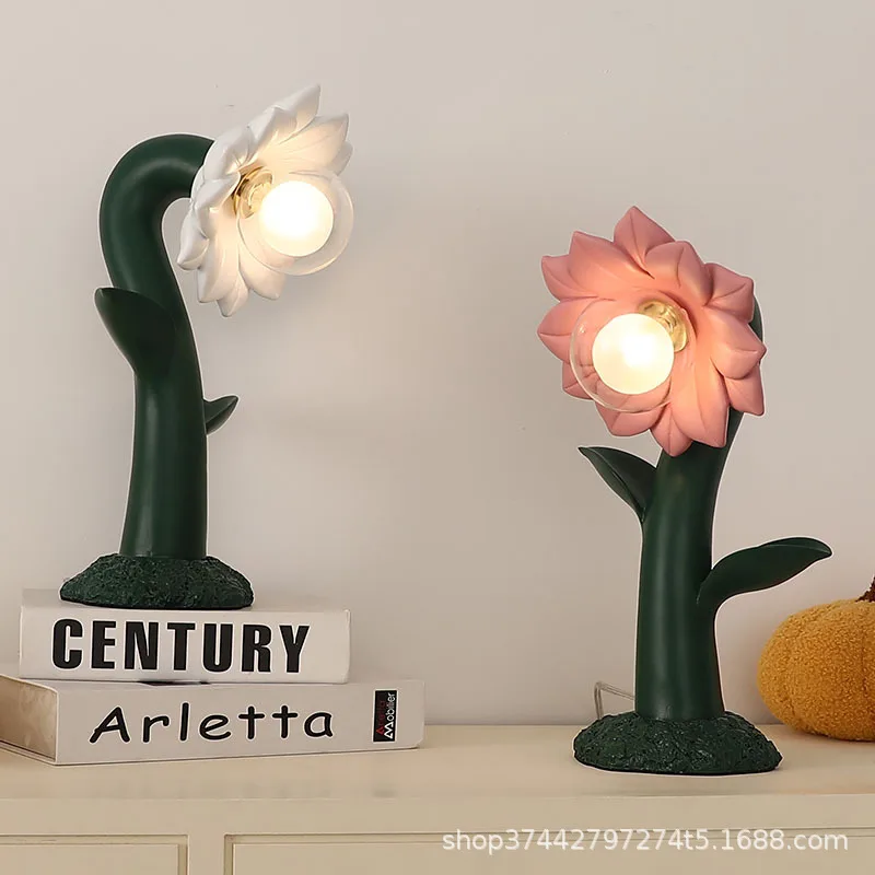 Nordic INS high-value flowers, desk lamps, net celebrity art, photography, decorative lights, birthday gifts, for girls