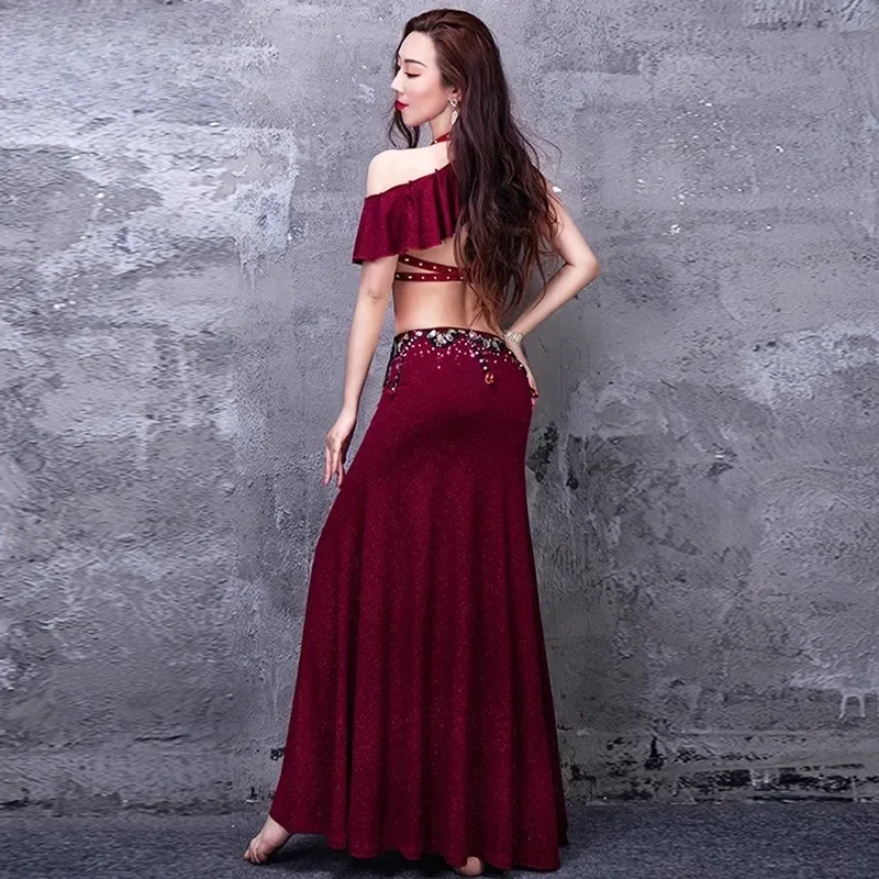 Maßgeschneidertes Bauchtanz-Performance-Kostüm-Set für Damen, Heißpräge-BH, Seitenschlitz, Hüfte umarmt, Fischschwanz, einteiliger langer Rock