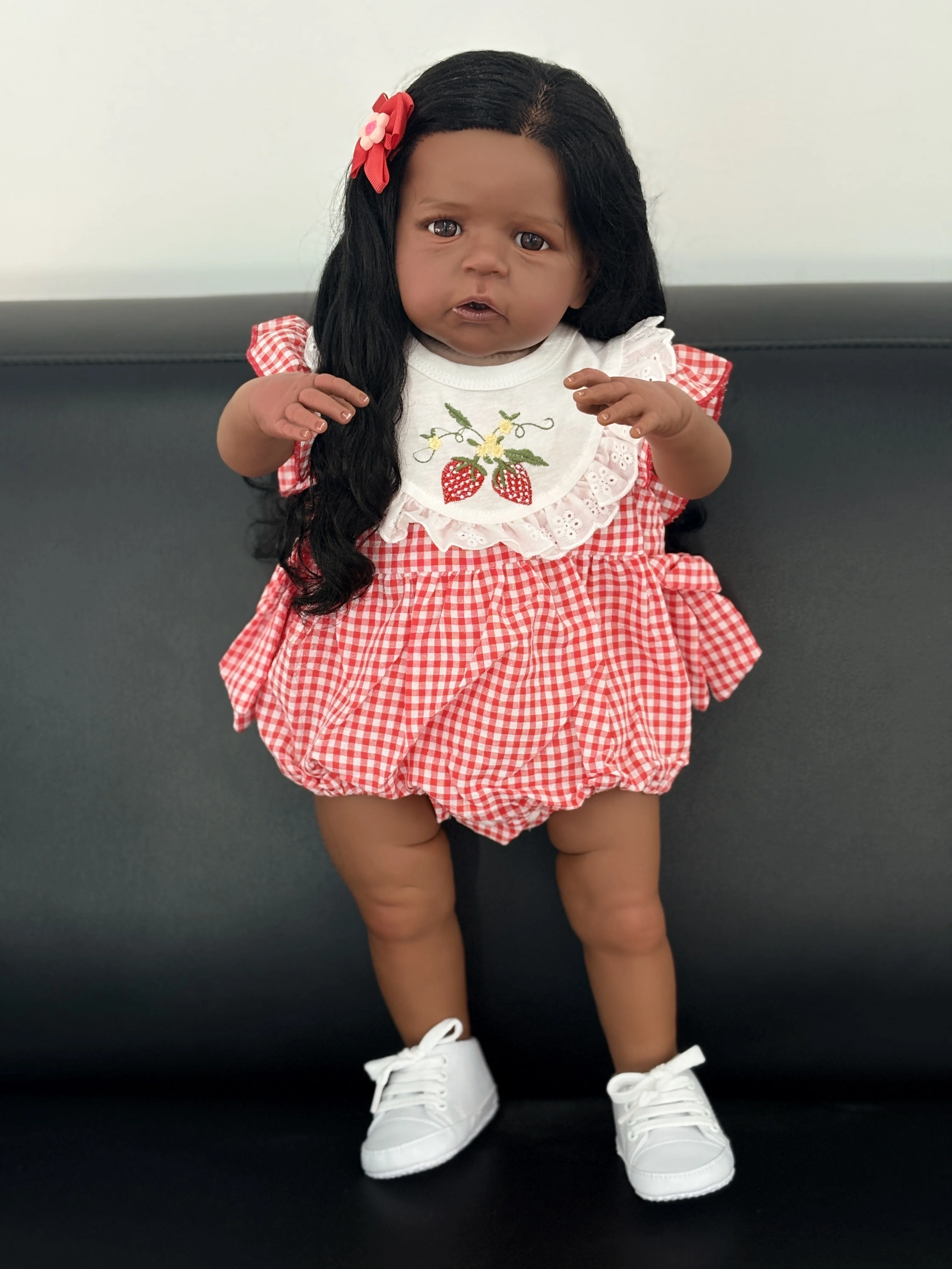 60CM Hand Painting Dark Skin Realistic Baby Reborn Sandie Lifelike Stand Baby Girl With Hand Root Hair