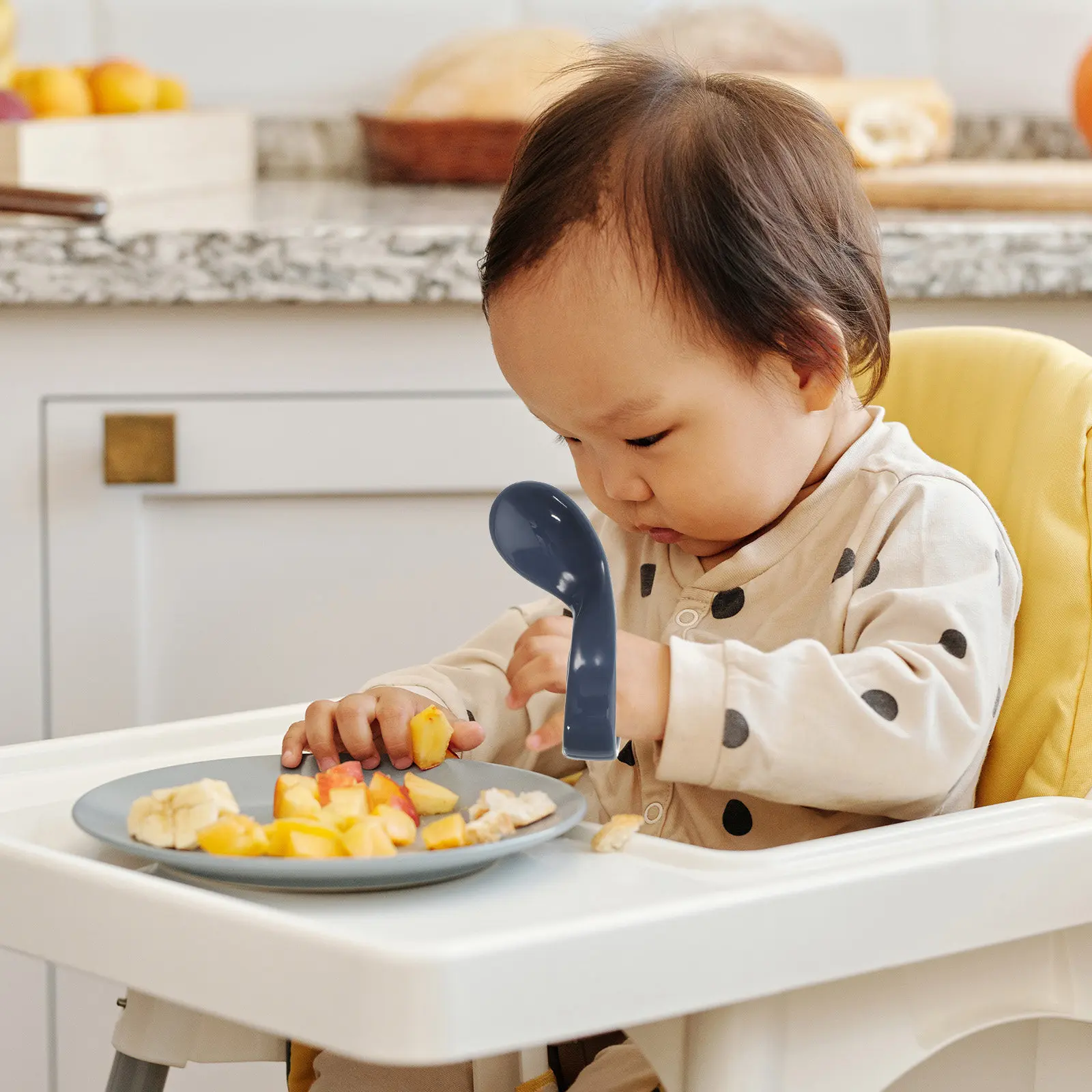 

1Set Curved Baby Training Spoon and Fork Set for Toddlers Under 2 Years Smooth Edges Non Slip Short Handle Heat Resistant