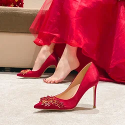 2023 Women's red wedding shoes Exquisite heels, elegant stiletto shoes, Chinese wedding shoes, wine red bridal shoes