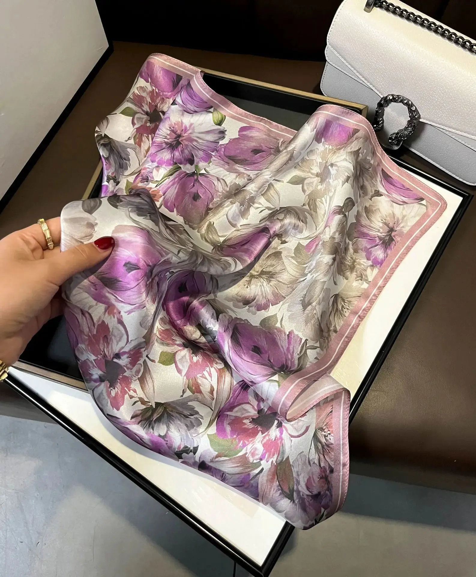 100% Natural Real Silk Scarf Women Hairband Shawl Female Bandana Square Scarves Wrap Mulberry Spring Fashion High Quality Hijab