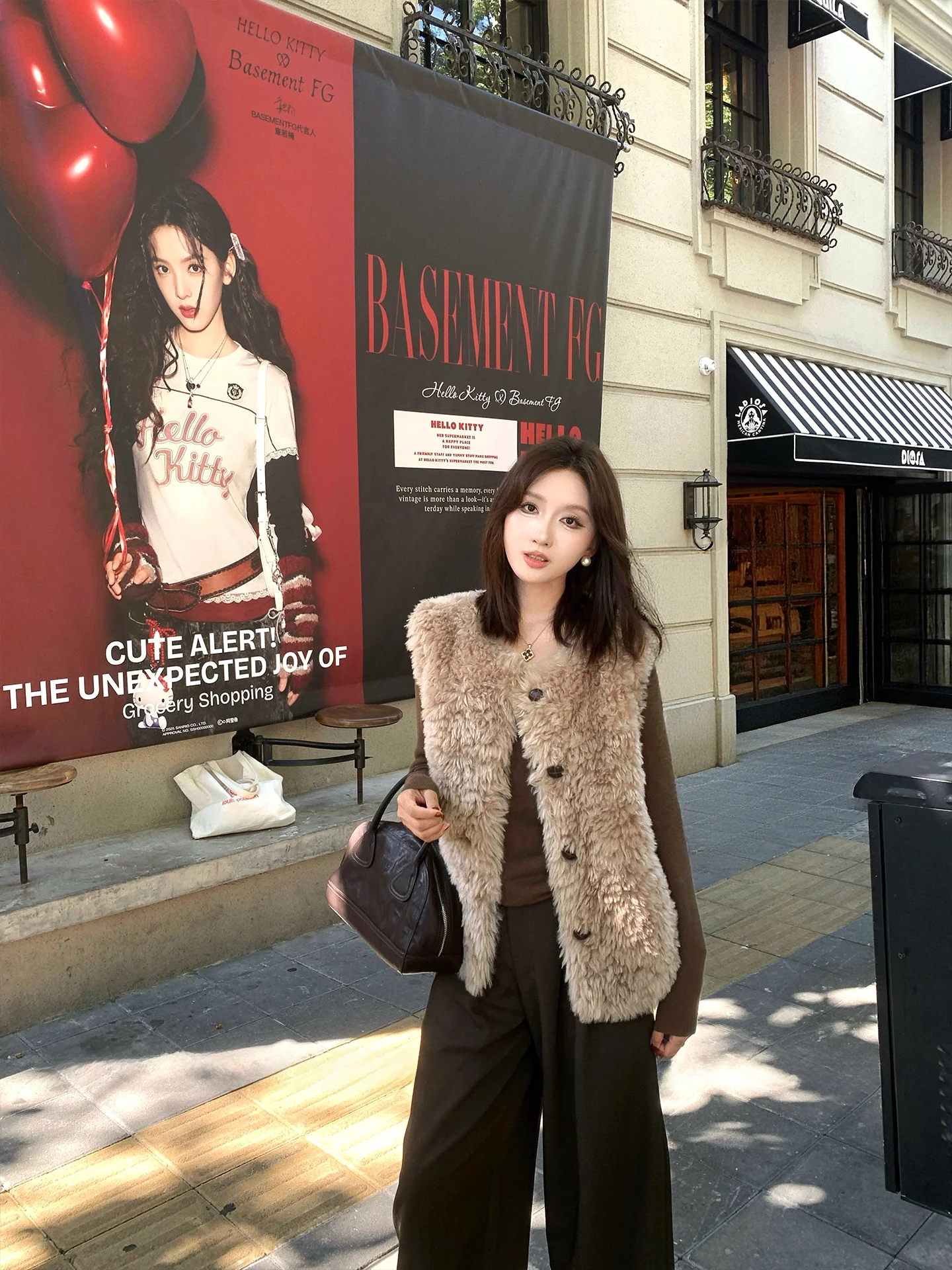 

Экологичная женская повседневная кофта Tina Fairy "Villa Park" с мягким плюшевым эффектом, высокой точностью пошив, для молодежи, с длинными рукавами