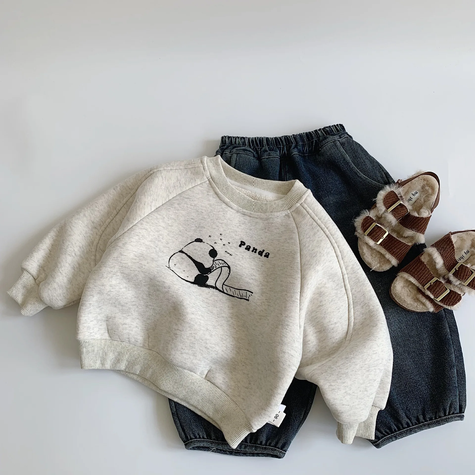 

2025 зимний свитшот для мальчиков-подростков, толстый теплый пуловер с принтом панды для маленьких мальчиков, повседневные корейские топы для мальчиков от 1 до 8 лет