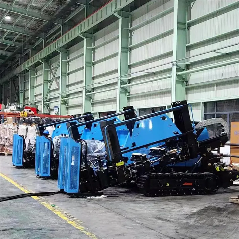 Impianto di perforazione direzionale orizzontale per impieghi gravosi, installazione di condutture sotterranee, sistema di navigazione GPS con azionamento idraulico