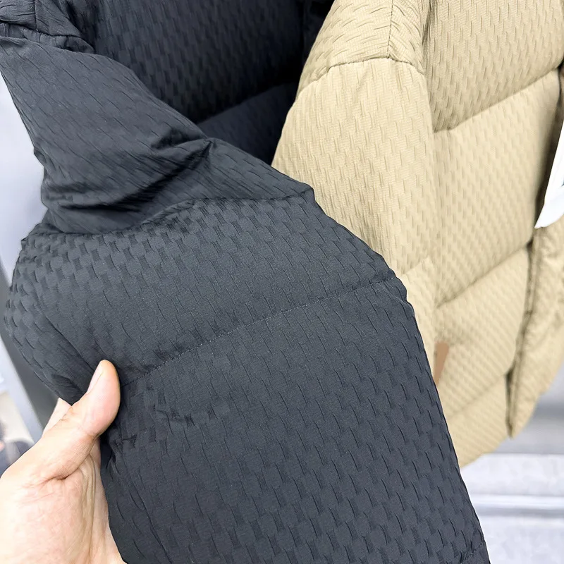 เสื้อแจ็คเก็ตดาวน์คอปกย่นสไตล์ใหม่ฤดูหนาวของผู้ชาย เสื้อแจ็คเก็ตดาวน์ขนมปังเรียบง่าย