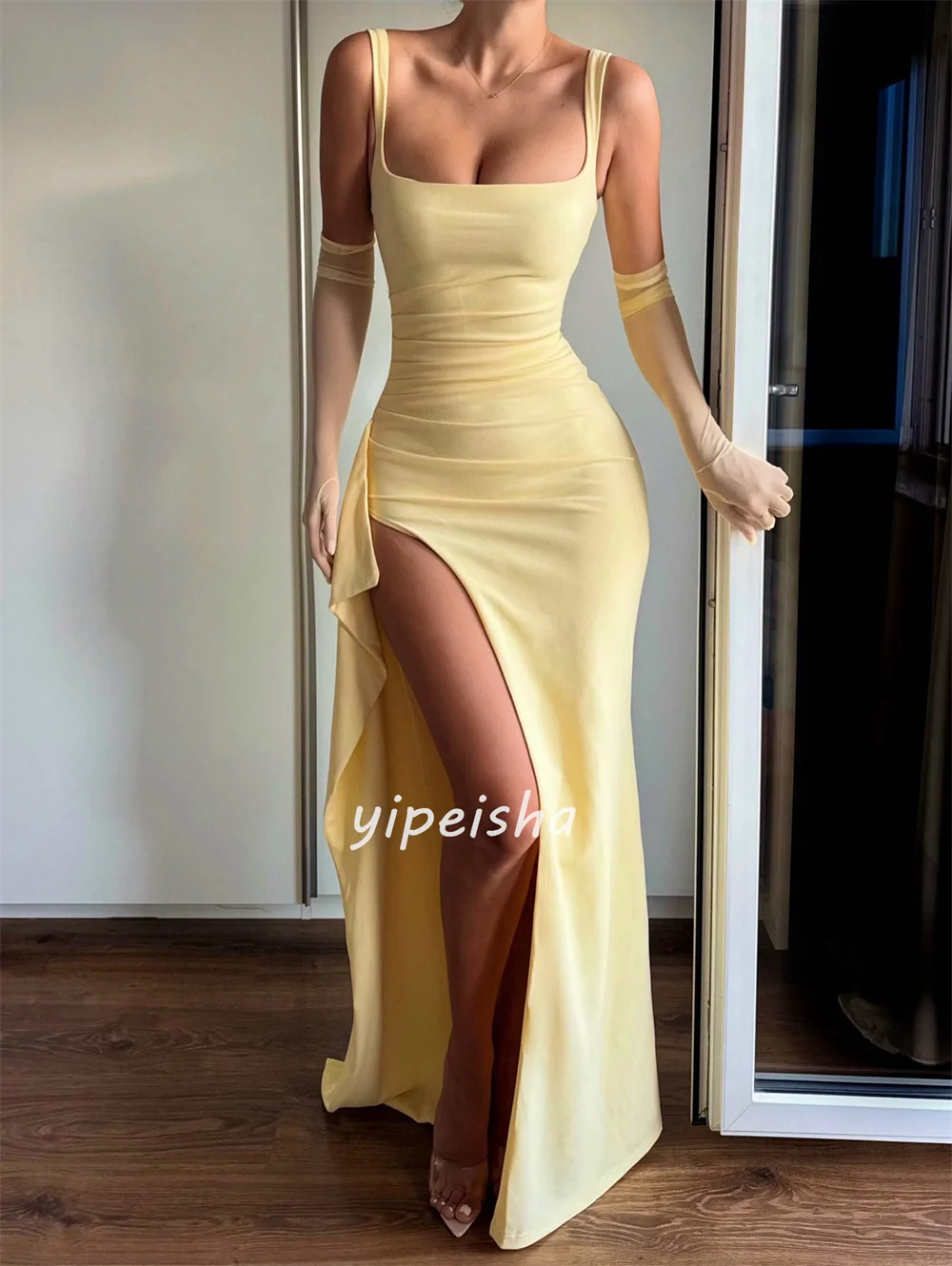 Abiti lunghi personalizzati eleganti semplici in jersey con sirena increspata e cinturino per spaghetti Abiti da cerimonia su misura Taglie disponibili abbinate