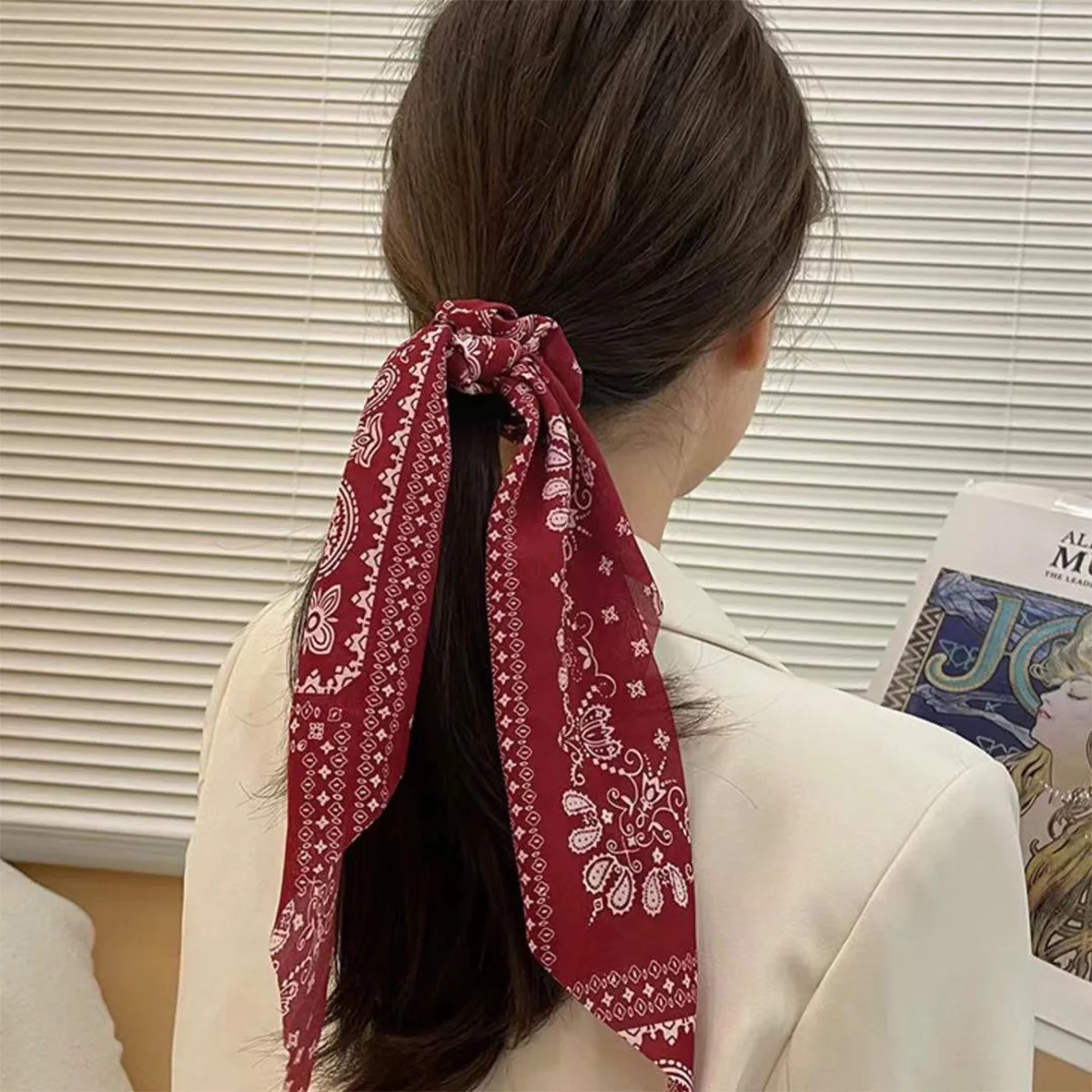 Retro Floral Paisley Fabric Scrunchies Bow Ribbon High Elasticity Durable Hair Ties for Women Ponytail Bun Holder