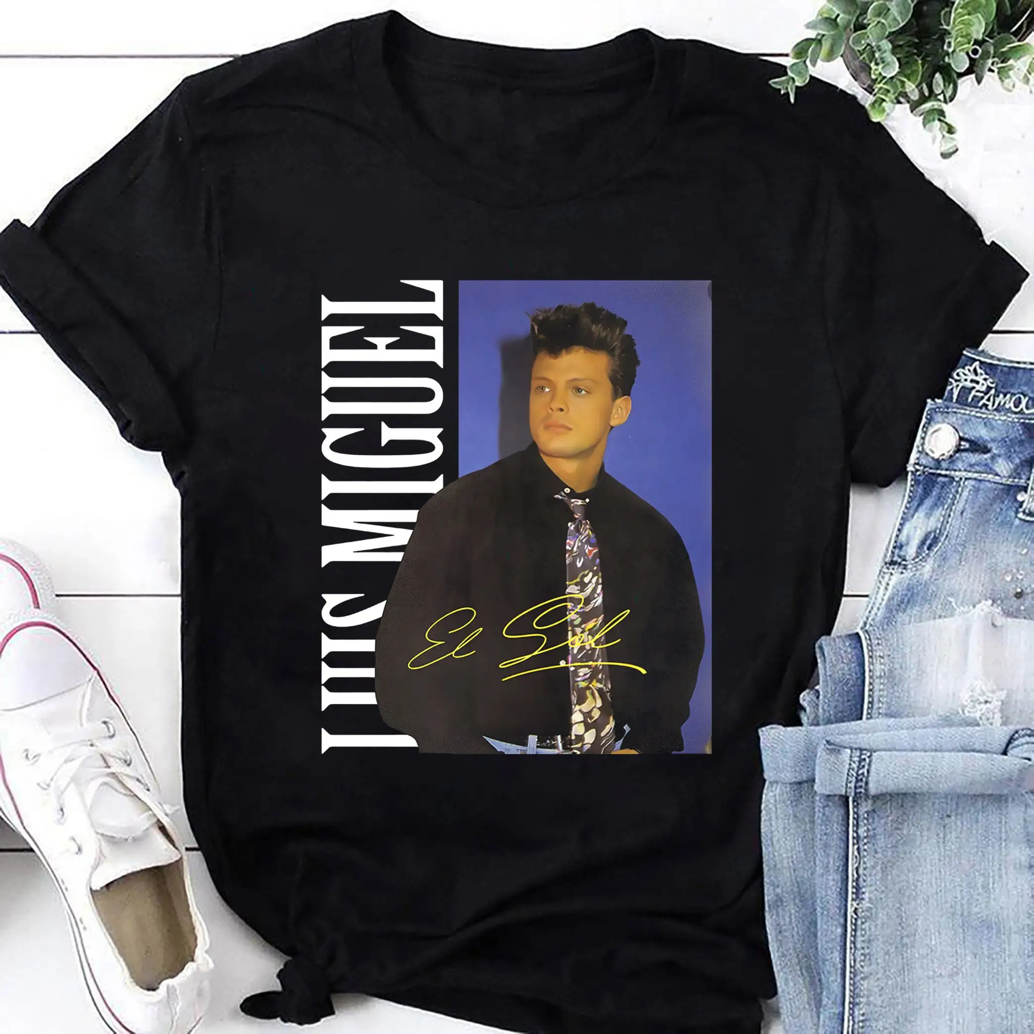 Signature Luis Miguel Vintage T Shirt Tour 2023 Concert Fan GifT