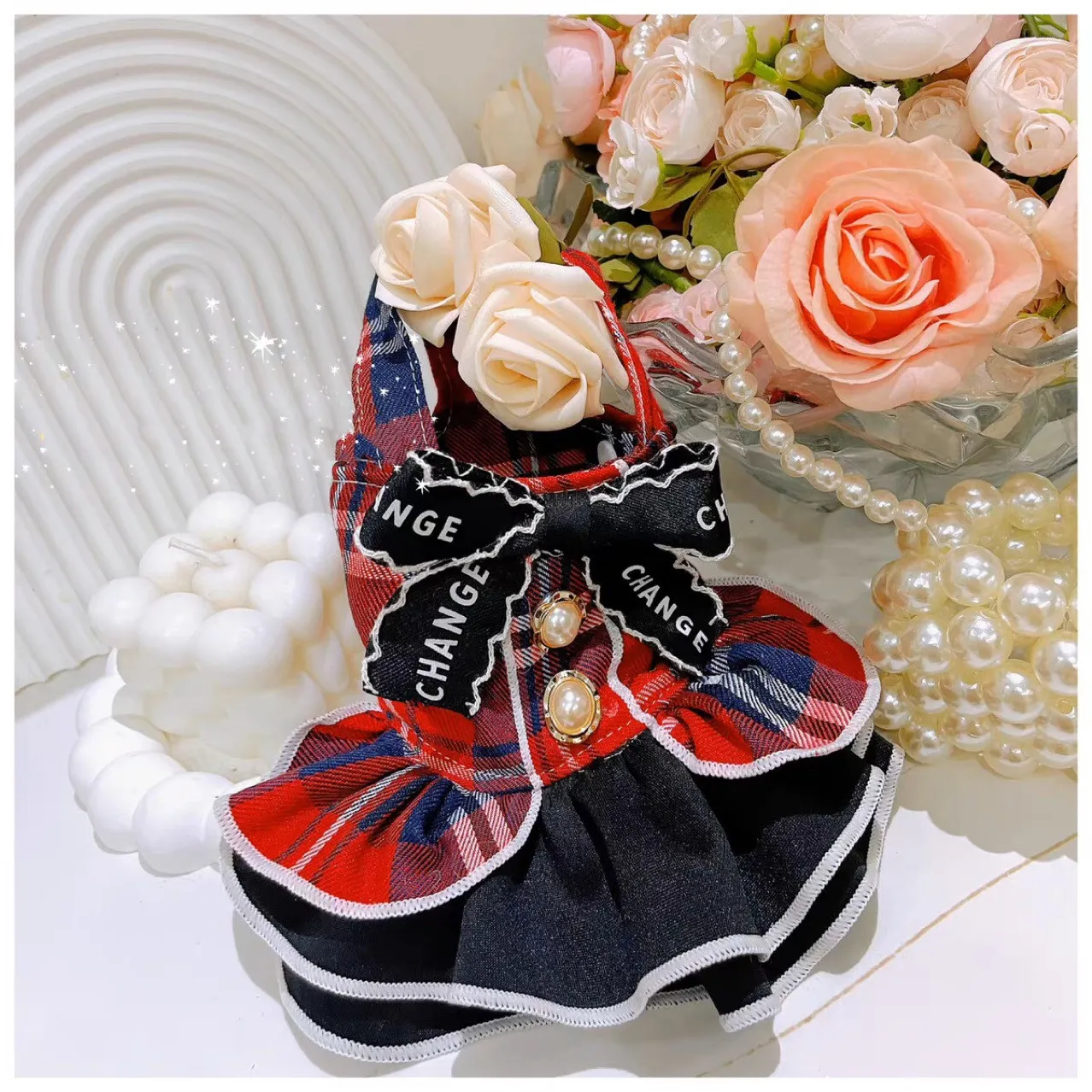 

Suitable For All Four Seasons Classic Checkered Design Of Cat And Dog Halter Dress