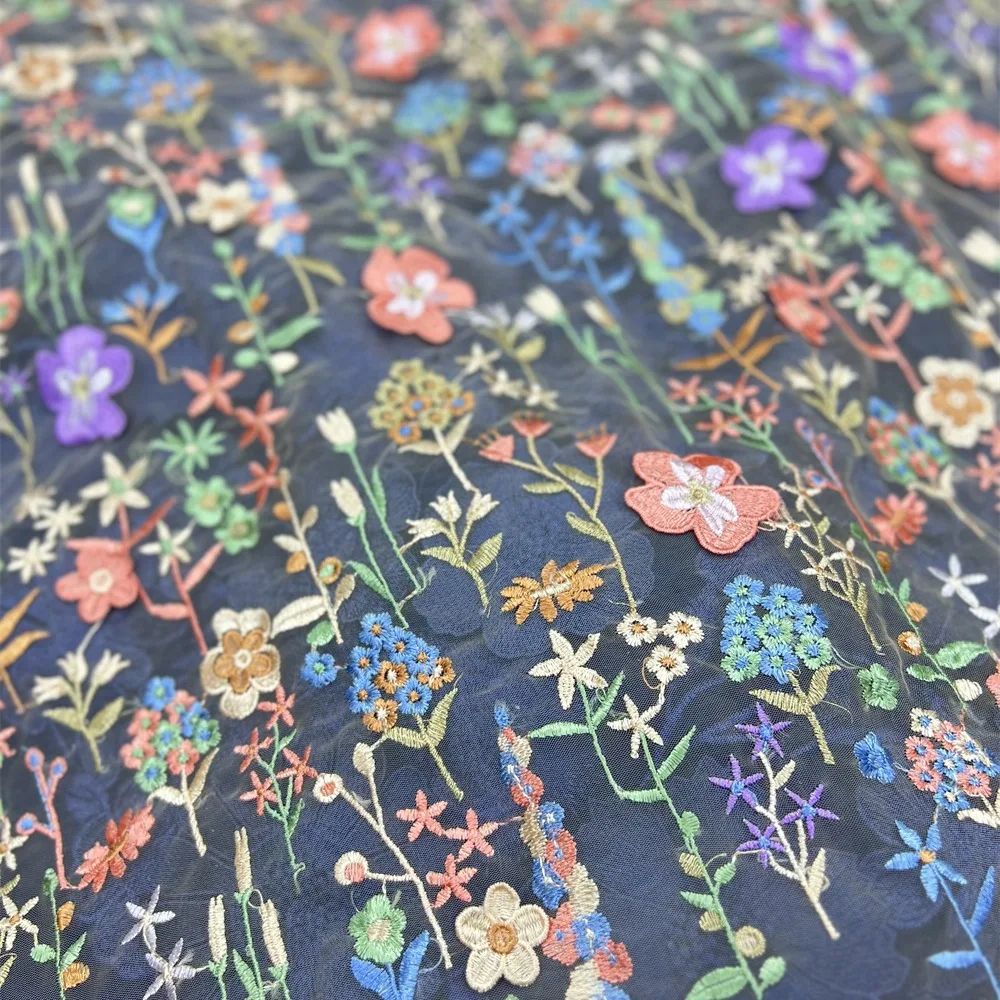 2 Yards 3D Blumenmuster Mehrfarbiger Mesh-Stickereistoff Spitze Damenkleidung Hochzeitskleid Stickereistoff – Detail 5