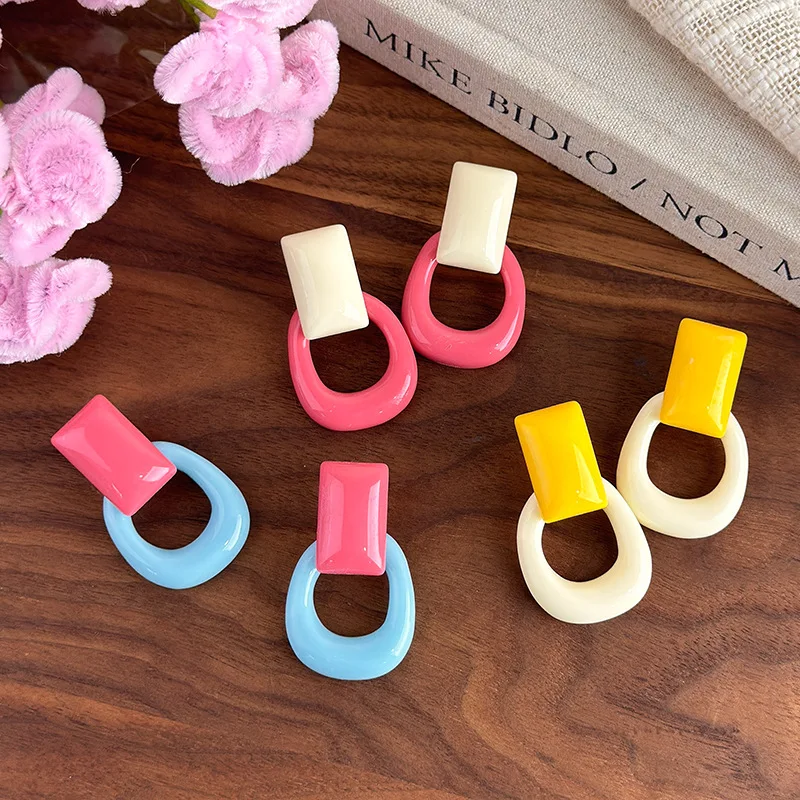 French Vintage Colorful Resin Geometric Hollow Earrings for Round Square Face Chunky Statement Stud Acrylic Women