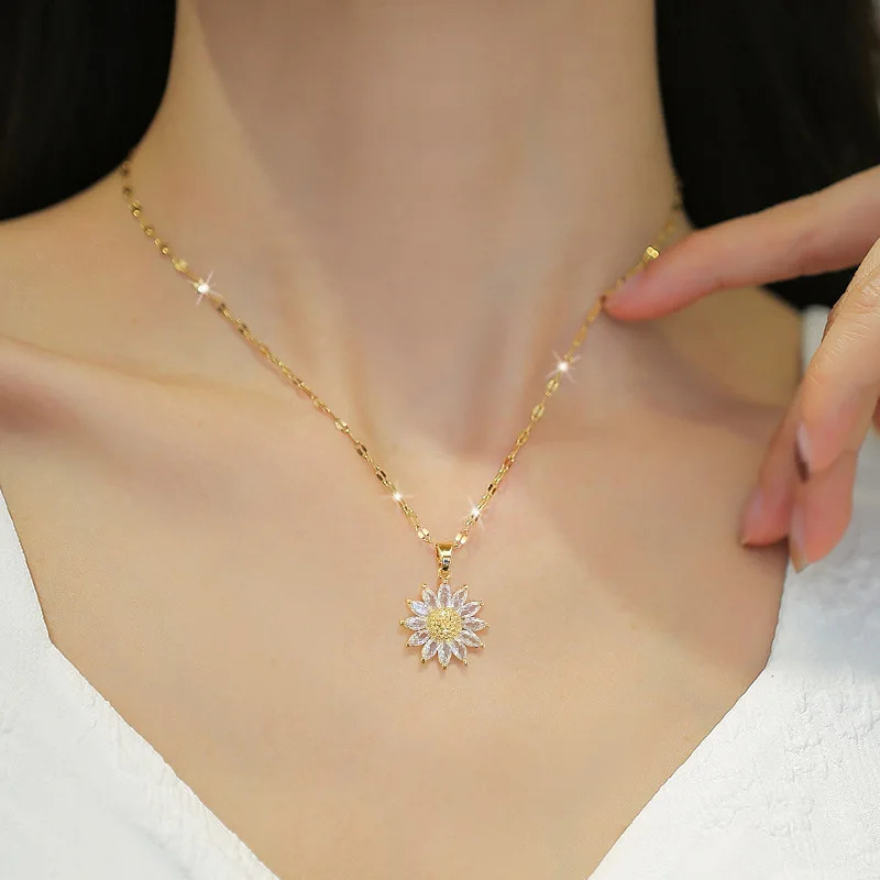 Temperament Daisy Flower Crystal Pendant Necklace for Women Exquisite Gold Color Stainless Steel Sunflower Choker Bride Jewelry