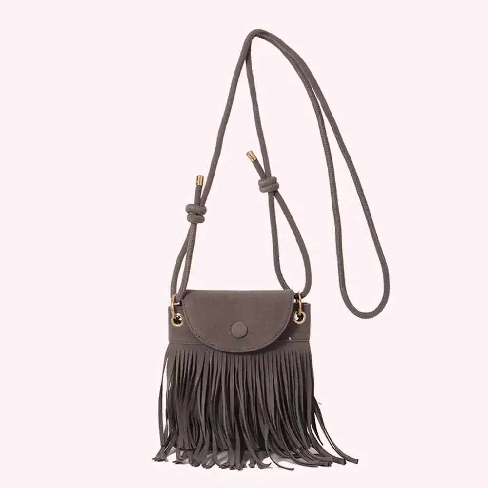 Fringe Design Messenger Bag with Adjustable Strap Everyday Shoulder Bag Trendy Leather Shoulder Bag Tassel for Autumn and Winter