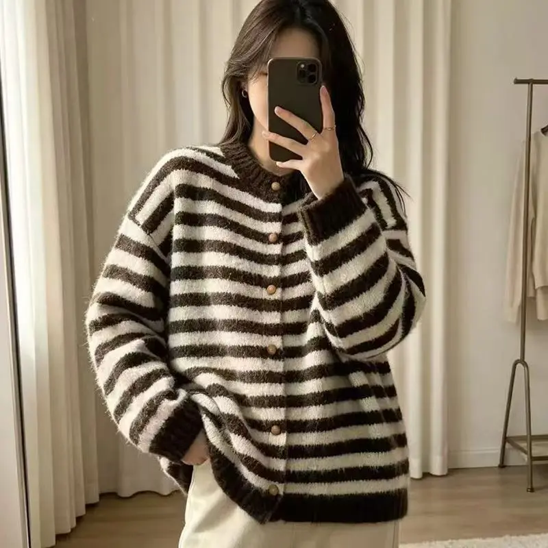 Knitted Sweater Women Cardigans Fashion O-neck Striped Knit Sweater Cardigan Women Tops Tops Long Sleeve Sueters De Mujer Q7659